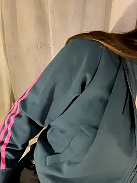 Hinne07 online show from 12.18.25