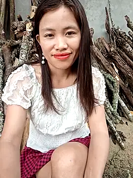 Snapshot of rubi_bae chatting on 04.19.26 rubi bae online show from 04.19.26