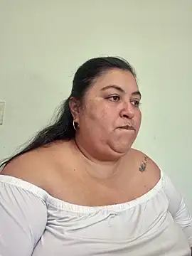 curvy diva  online show from 02.14.26