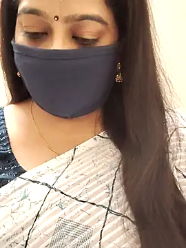 Snapshot of saritha29 chatting on 04.23.26 saritha29 online show from 04.23.26
