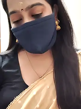 Snapshot of saritha29 chatting on 04.25.26 saritha29 online show from 04.25.26