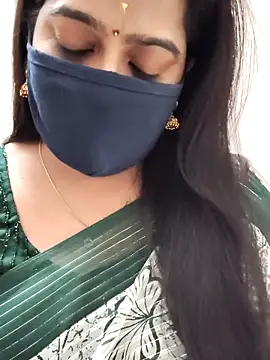 Snapshot of saritha29 chatting on 04.26.26 saritha29 online show from 04.26.26