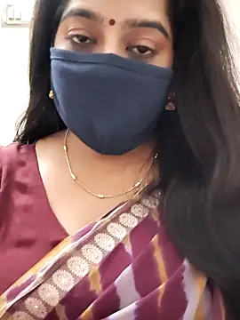 Snapshot of saritha29 chatting on 07.01.26 saritha29 online show from 07.01.26