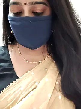Snapshot of saritha29 chatting on 07.04.26 saritha29 online show from 07.04.26