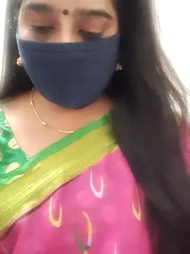 Snapshot of saritha29 chatting on 07.24.26 saritha29 online show from 07.24.26