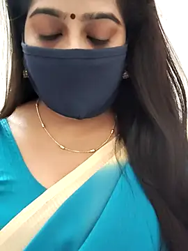 Snapshot of saritha29 chatting on 07.26.26 saritha29 online show from 07.26.26