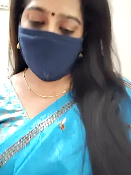Snapshot of saritha29 chatting on 07.31.26 saritha29 online show from 07.31.26