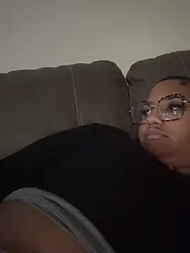 StylishEchium online show from 04.11.26