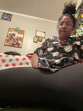 StylishEchium online show from 04.13.26