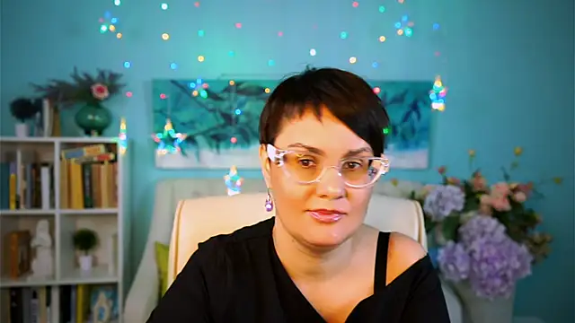 Snapshot of LauraDavidsons chatting on 03.02.26 LauraDavidsons online show from 03.02.26