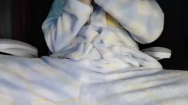 Snapshot of Dancer03 chatting on 11.08.25 Dancer03 online show from 11.08.25