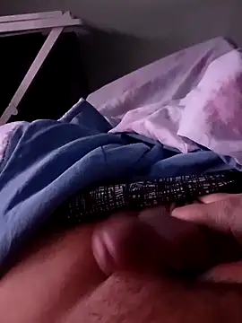 Snapshot of Revilo30 chatting on 02.20.26 Revilo30 online show from 02.20.26