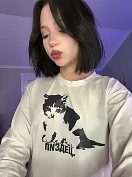 YourLittleDevil online show from 05.28.26