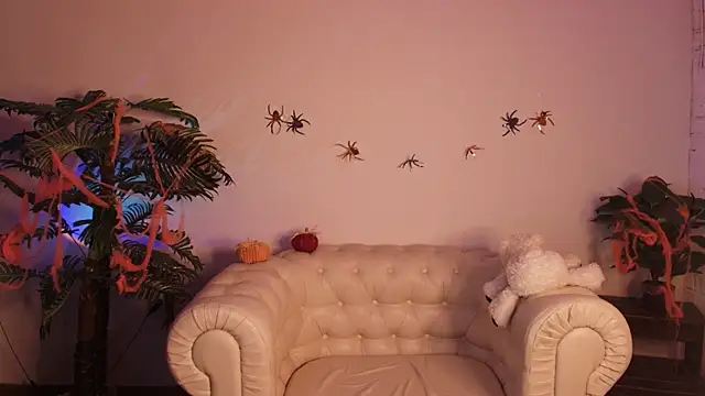 Snapshot of Moana_light chatting on 11.07.25 Moana light online show from 11.07.25