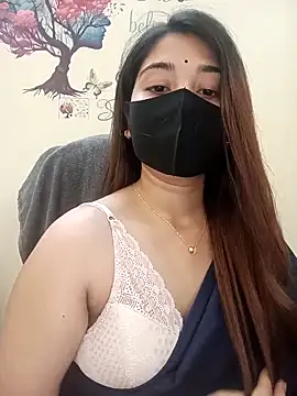 midnightmuse-03 online show from 10.18.25