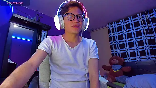 Lunarie  online show from 09.10.25