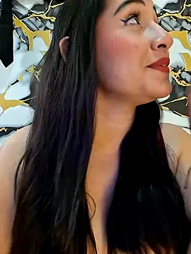 Snapshot of Alisson_Morgann chatting on 04.26.26 Alisson Morgann online show from 04.26.26