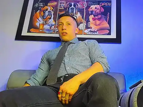 Snapshot of Masster_ares_ chatting on 10.07.25 Masster ares online show from 10.07.25