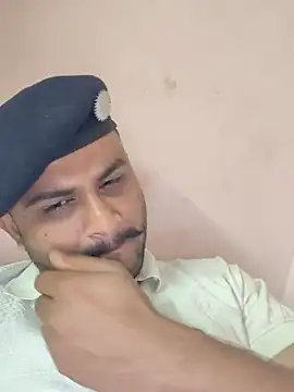 Snapshot of Frvgggghh chatting on 02.03.26 Frvgggghh online show from 02.03.26