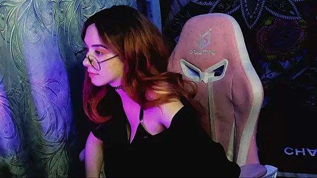 mona fly online show from 04.19.26