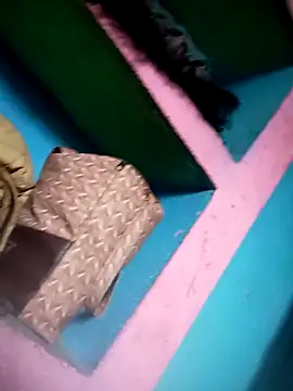 Snapshot of Hansini_Gowda chatting on 10.16.25 Hansini Gowda online show from 10.16.25