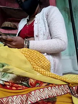 Snapshot of Hansini_Gowda chatting on 02.01.26 Hansini Gowda online show from 02.01.26