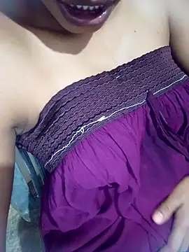 Snapshot of Shani_Izu chatting on 05.16.26 Shani Izu online show from 05.16.26