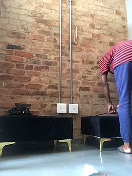 Snapshot of Vince_Favent chatting on 09.11.25 Vince Favent online show from 09.11.25