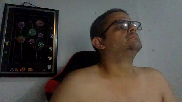 Snapshot of Katracho6969 chatting on 05.25.26 Katracho6969 online show from 05.25.26