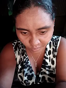 Snapshot of Lucy-Ferr chatting on 09.23.25 Lucy-Ferr online show from 09.23.25