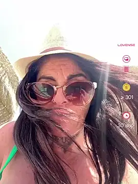 Snapshot of IrishmilfAnna chatting on 05.14.26 IrishmilfAnna online show from 05.14.26