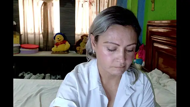 Snapshot of _Charlize_theron_ chatting on 05.15.26 Charlize theron online show from 05.15.26