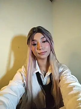 Snapshot of Ella_rr chatting on 02.26.26 Ella rr online show from 02.26.26