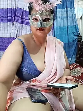 Snapshot of Tanisha-Chy chatting on 06.18.26 Tanisha-Chy online show from 06.18.26