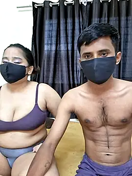 Snapshot of Beautiful_couple_70 chatting on 06.07.26 Beautiful couple 70 online show from 06.07.26