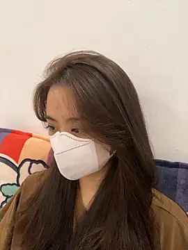 Mochi21 online show from 11.11.25