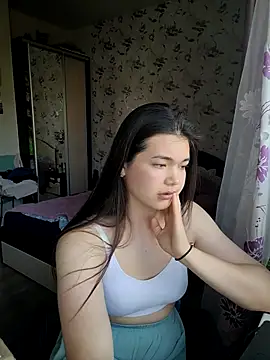 Albi Glow online show from 09.18.25