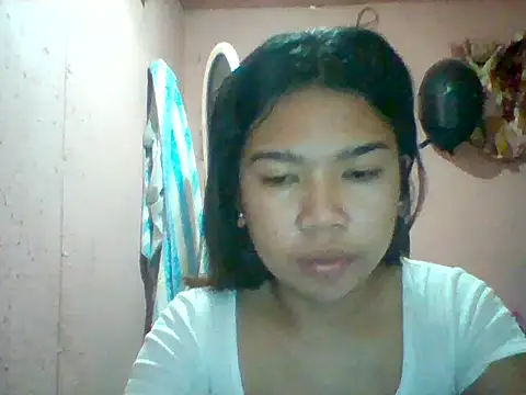 Snapshot of aniya_04 chatting on 09.20.25 aniya 04 online show from 09.20.25