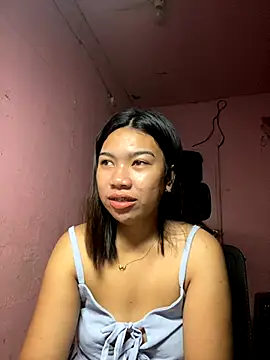 Snapshot of aniya_04 chatting on 10.26.25 aniya 04 online show from 10.26.25