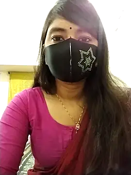 Puja-Rane online show from 10.26.25