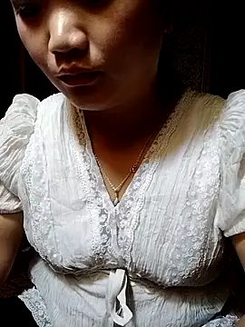 Snapshot of lusy-000 chatting on 10.14.25 lusy-000 online show from 10.14.25