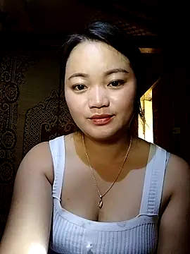 Snapshot of lusy-000 chatting on 10.16.25 lusy-000 online show from 10.16.25