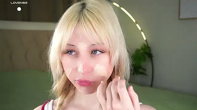 Snapshot of MarciDarugar chatting on 01.07.26 MarciDarugar online show from 01.07.26