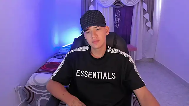 maxthomson boy online show from 09.13.25