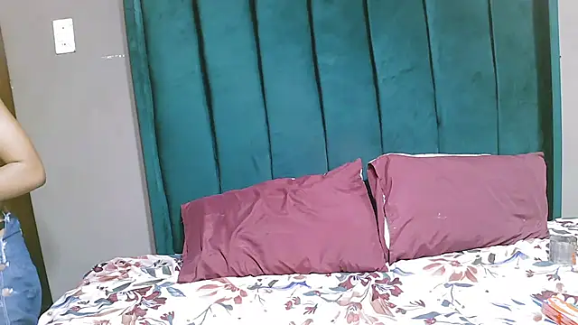 Snapshot of Lovecandy25x chatting on 09.09.25 Lovecandy25x online show from 09.09.25