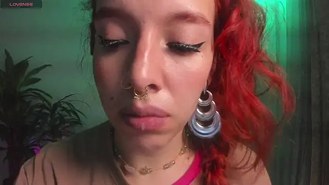 bri von dhara   online show from 10.27.25