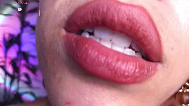 bri von dhara   online show from 02.12.26