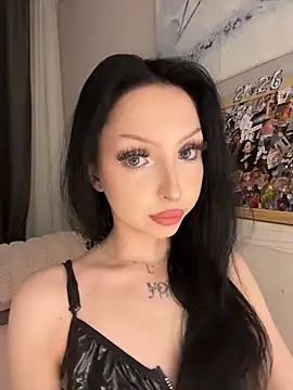 Lina Thornton  online show from 05.28.26