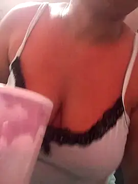 Naomi-Mature online show from 11.23.25