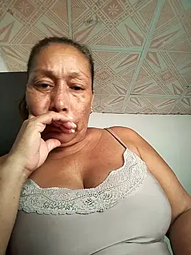 Snapshot of Naomi-Mature chatting on 05.03.26 Naomi-Mature online show from 05.03.26